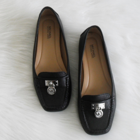 Michael Michael Kors Black Leather Flats - Picture 2 of 9